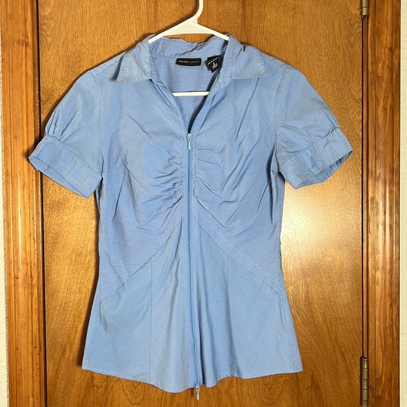New York & Company Tops - New York & Company Short Sleeve Zip Up Shirt Size 2